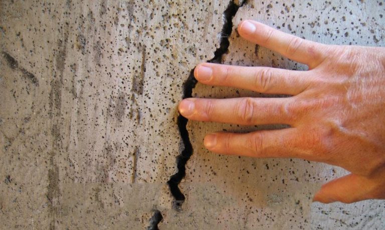 Cách xử lý bể nước bị nứt được chuyên gia có kinh nghiệm hướng dẫn